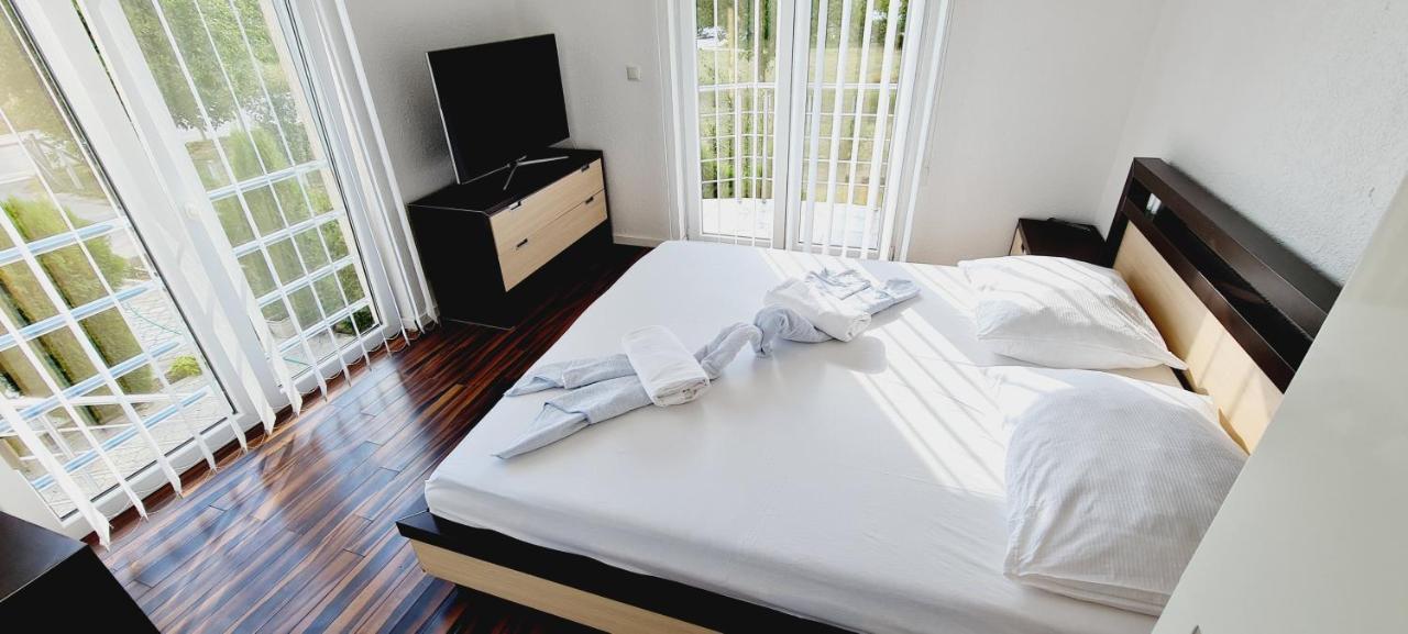 Motel Bella Ljesevo Ngoại thất bức ảnh